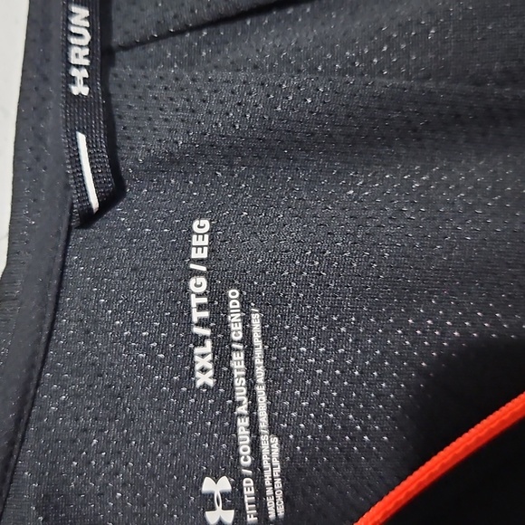 Under Armour men’s Jacket Keep Run Weird Large Fitted Full Zip 1365667, vented - Picture 7 of 8